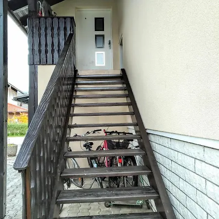 Apartsun Guest house Zgornji Brnik